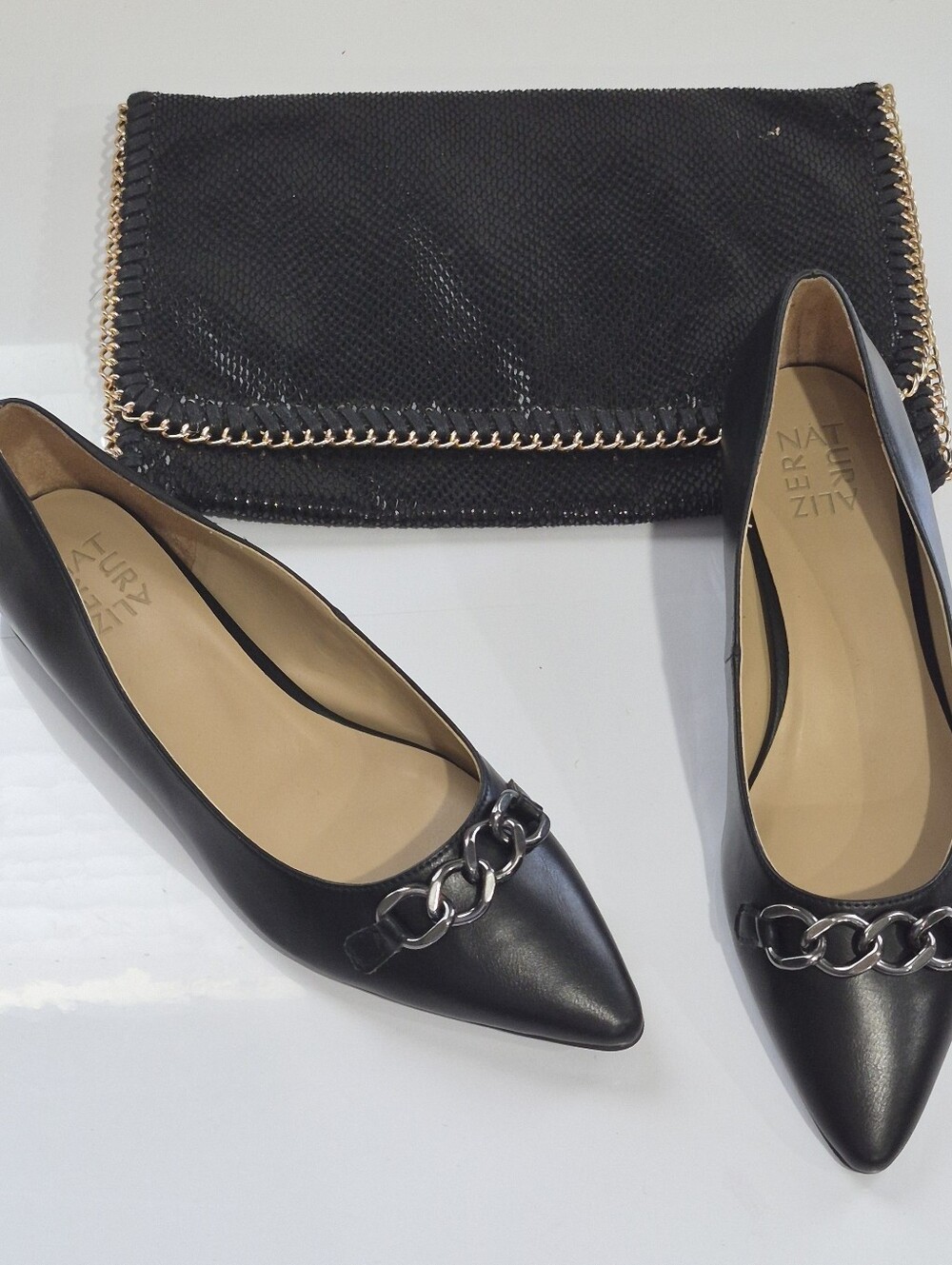 Naturalizer Black Pointed-Toe Flats with Silver Chain Trim Size 9